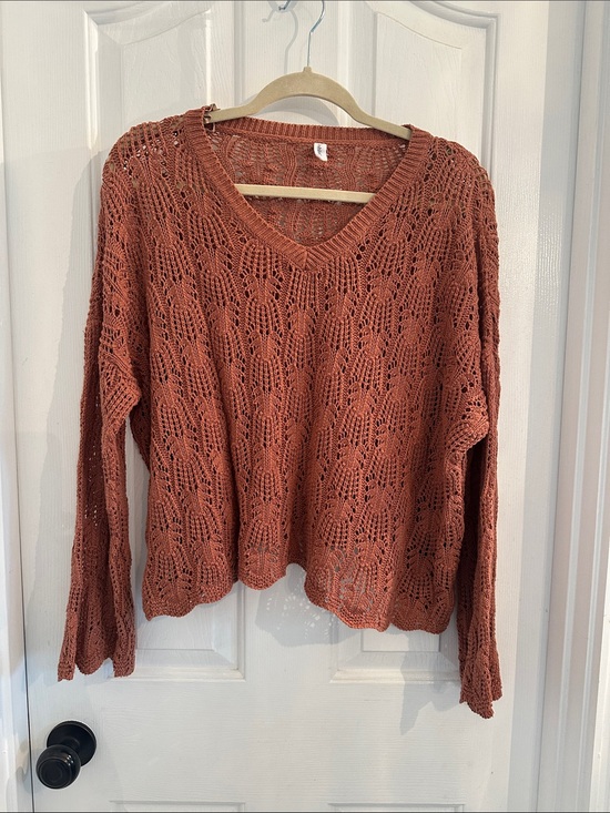 Wishlist Sweaters - Wishlist Crochet look Open-Knit V-Neck Sweater in Burnt Orange